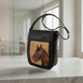 Gemini_Generated_Image_8oj4zc8oj4zc8oj4 Bolso Cruzado de Cuero con Caballo Repujado a Mano Unico